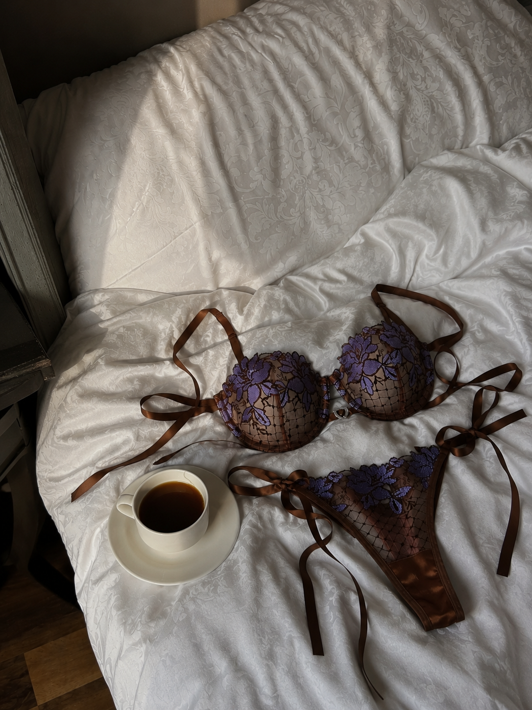 CERMEN Model – Elegant Floral Lace Lingerie Set
