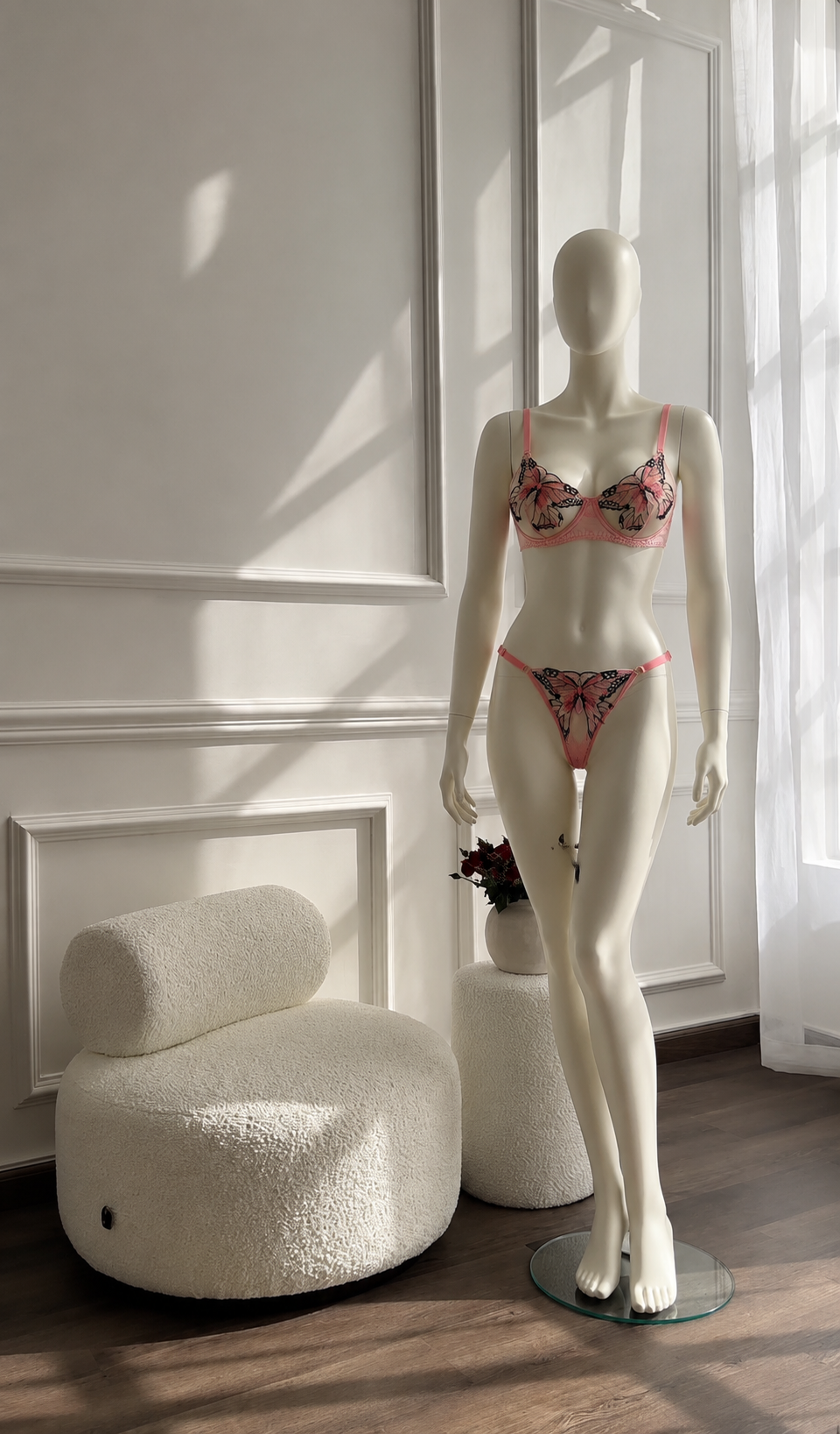 BUTTERFLY Model– Elegant Lace Lingerie Set