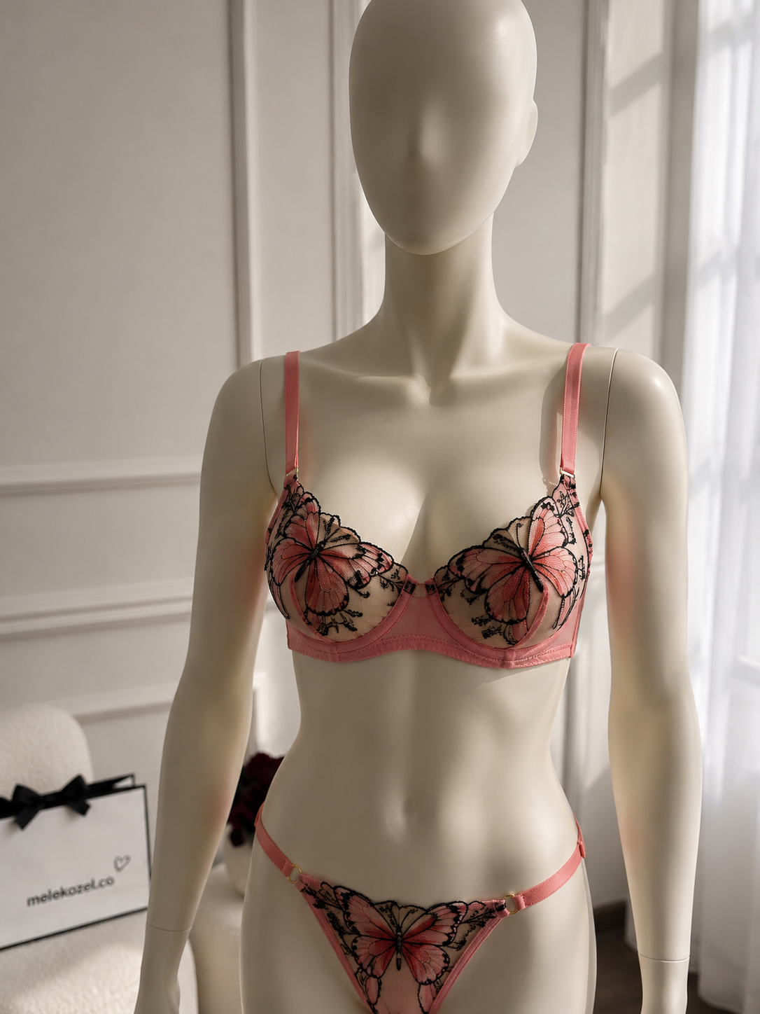 BUTTERFLY Model– Elegant Lace Lingerie Set