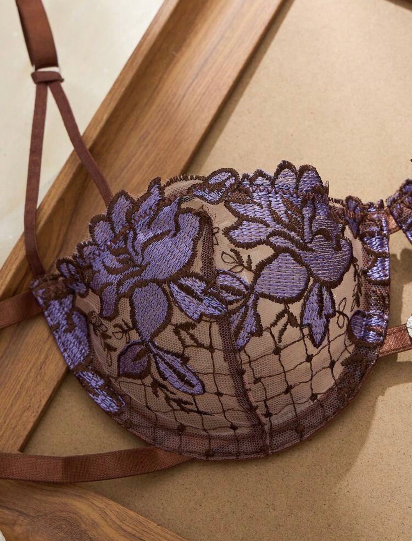 CERMEN Model – Elegant Floral Lace Lingerie Set