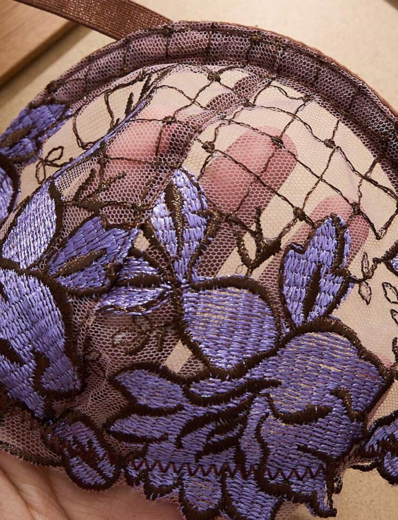 CERMEN Model – Elegant Floral Lace Lingerie Set