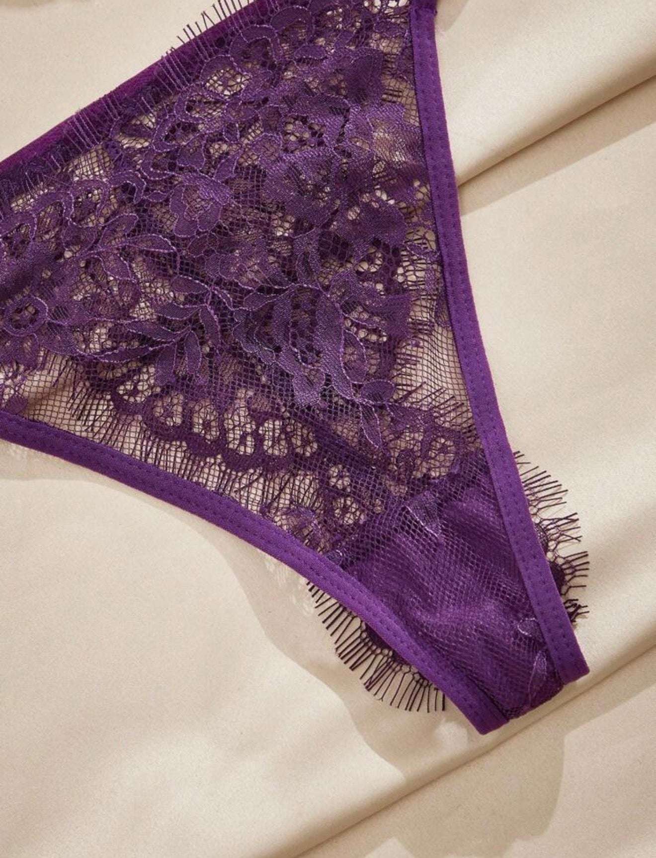 Burgonya Model – Elegant French Style Lingerie Set