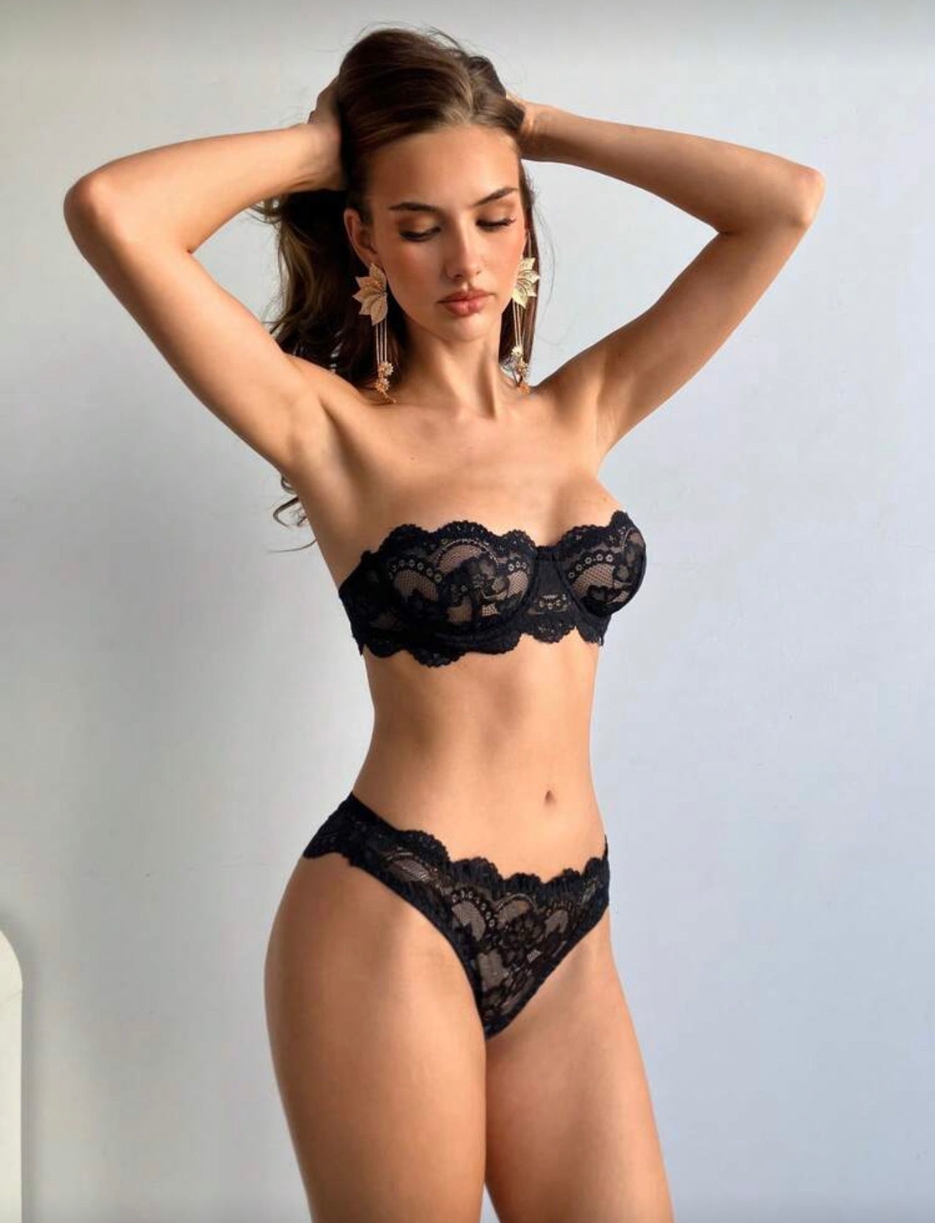 MINGRELYA Model  Set